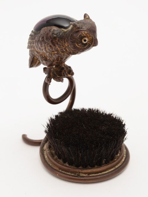 Victorian Novelty Owl Brush Wipe Circa 1880
