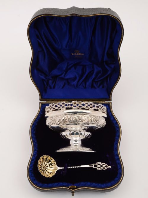 Edwardian Cased Sugar Bowl and Sifter Spoon 1906