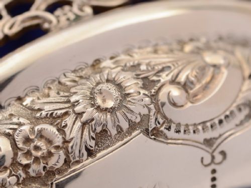 Edwardian Cased Sugar Bowl and Sifter Spoon 1906