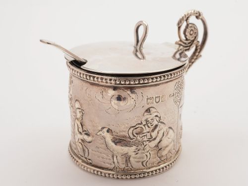 Victorian Silver Drum Shaped Mustard Pot London 1898