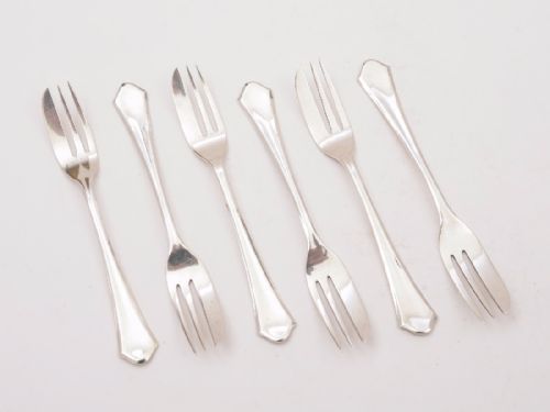 Cased Set of 6 Art Deco Silver Cake Forks Birmingham 1932