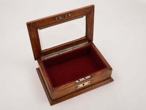 Edwardian Oak Jewellery Box Circa 1905