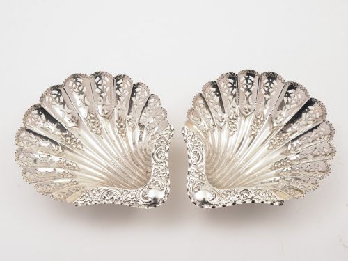 Pair of Victorian Silver Dishes Sheffield 1896