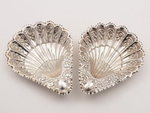 Pair of Elkington Silver Serving Dishes Birmingham 1892