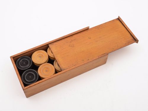 Edwardian Draughts/Backgammon Counters Circa 1905
