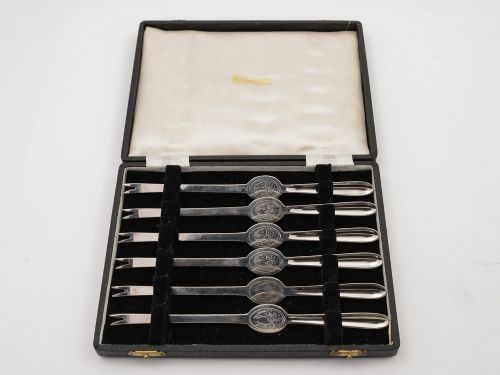 Cased Set of 6 Edwardian Lobster Picks Circa 1905