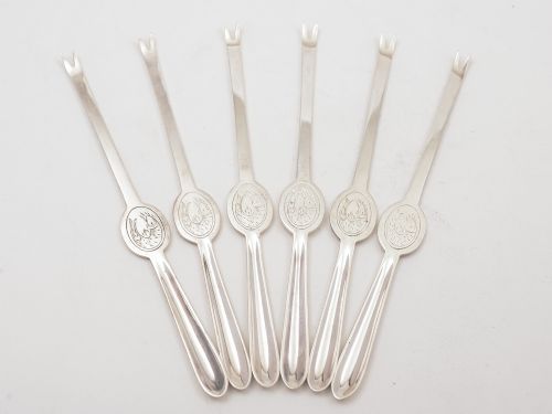 Cased Set of 6 Edwardian Lobster Picks Circa 1905