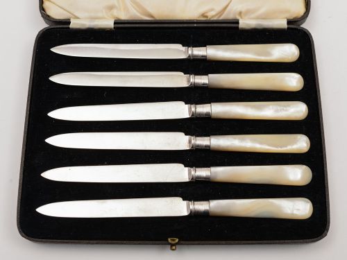 6 Mother of Pearl and Silver Bladed Fruit Knives