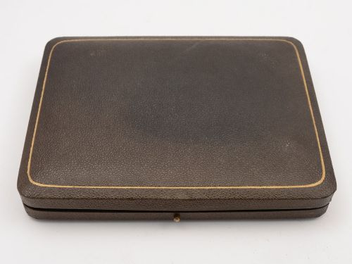 6 Mother of Pearl and Silver Bladed Fruit Knives