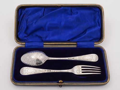 A Cased George V Silver Christening Set