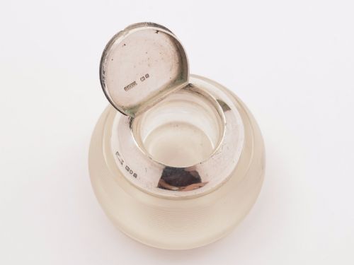 Edwardian Silver Topped Glass Matchstriker London 1908