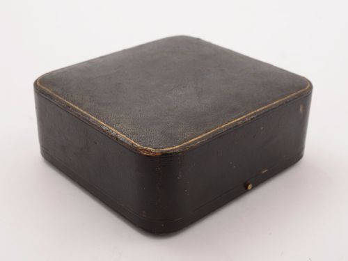 Cased Pair of Edwardian Mother of Pearl Knife Rests Circa 1905