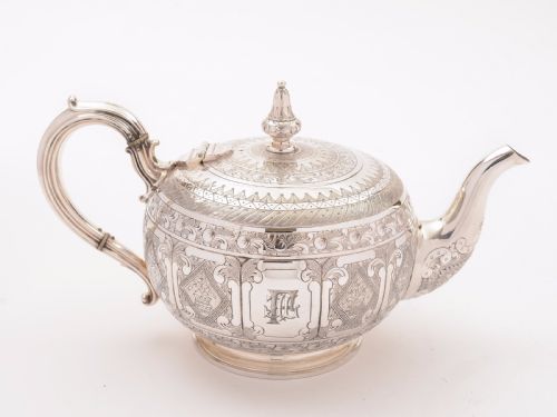 Victorian Silver Plated Elkington Tea Pot 1876