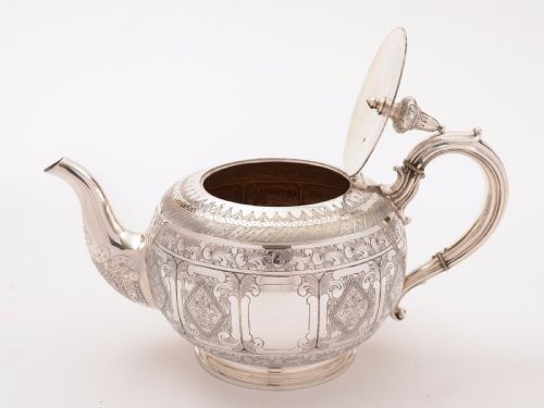 Victorian Silver Plated Elkington Tea Pot 1876