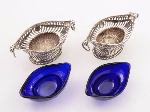 Victorian Cased Pair of Silver Salts Birmingham 1892