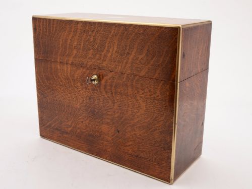 Victorian Oak Cased Three Bottle Tantalus Circa 1880
