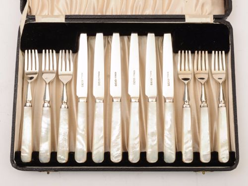 Cased Silver and Mother of Pearl Dessert Set Sheffield 1933