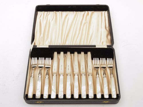 Cased Silver and Mother of Pearl Dessert Set Sheffield 1933