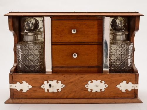 Edwardian Oak Tantalus Circa 1905
