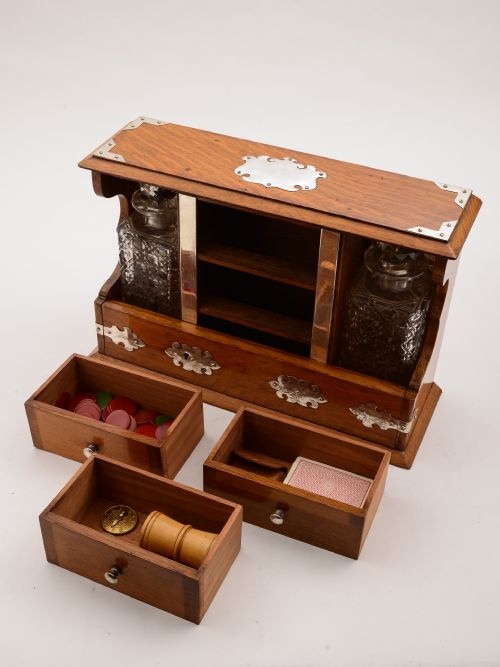 Edwardian Oak Tantalus Circa 1905