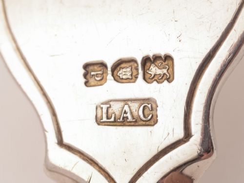 Mother of Pearl and Silver Fish Eaters London 1910