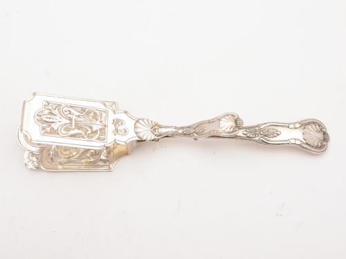 Pair of Victorian Kings Pattern Serving Tongs Circa 1890