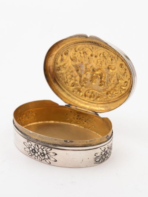 Continental .800 Silver Snuff Box Circa 1900