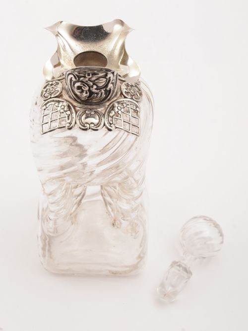 Victorian Silver Topped Glug Glug Decanter London 1895