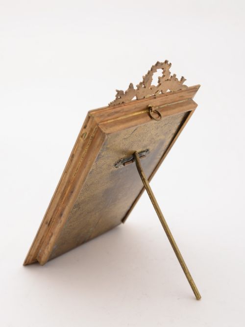 Edwardian English Brass Garland Topped Photo Frame