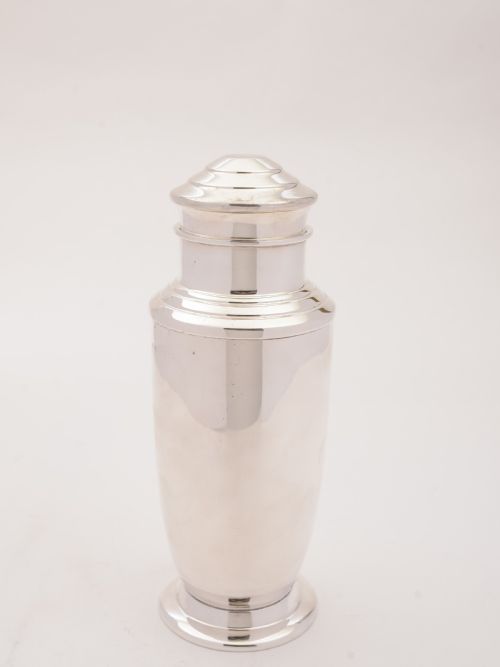 Large Art Deco Silver Plated Cocktail Shaker Circa 1930