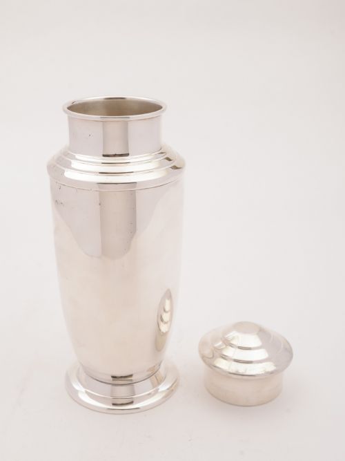 Large Art Deco Silver Plated Cocktail Shaker Circa 1930
