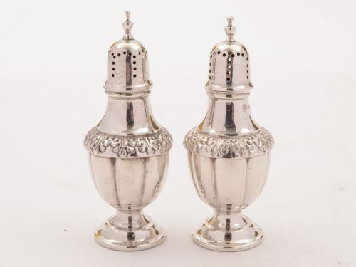 Pair of Silver Edwardian Pepper Pots Birmingham 1907