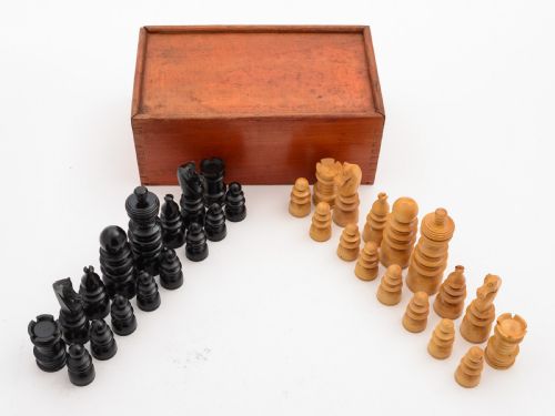 Victorian Staunton Style Chess Set Circa 1890