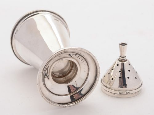Superb Art Deco Style Silver Sugar Shaker Sheffield 1944