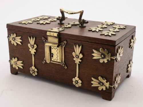 Stunning Victorian Oak and Brass Cigar Box Circa 1890