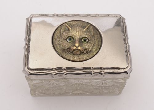 Nice Trinket Box with Cat Face Lid 1911