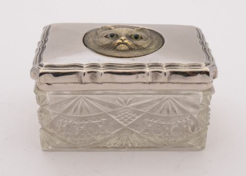 Nice Trinket Box with Cat Face Lid 1911
