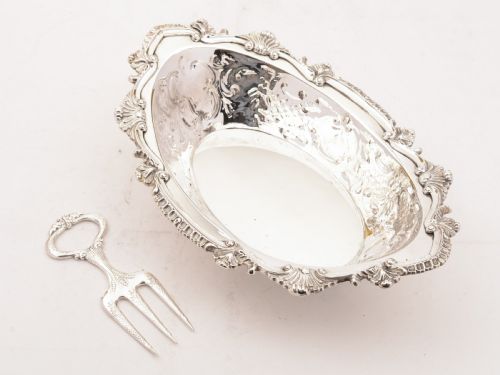 Fabulous Victorian Silver Plated Bread Basket Circa 1890