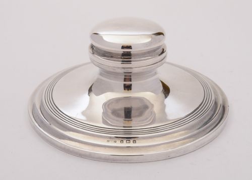 Fabulous Edwardian Silver Capstain ink Pot 1907