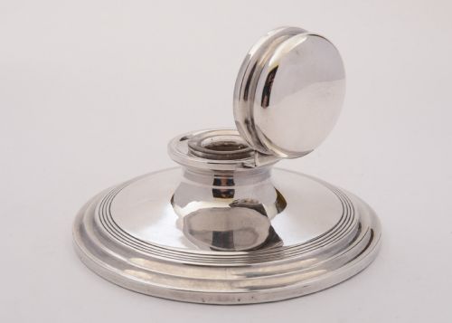 Fabulous Edwardian Silver Capstain ink Pot 1907