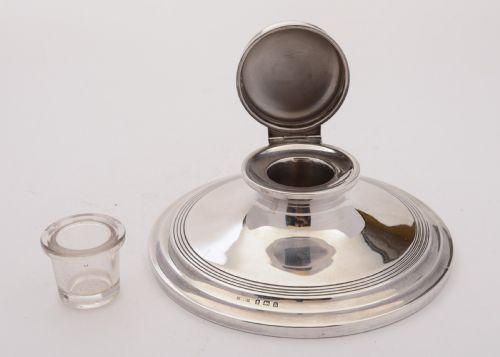 Fabulous Edwardian Silver Capstain ink Pot 1907