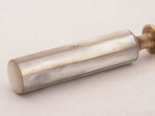 Nice Edwardian Mother of Pearl Magnifying Glass Circa 1905