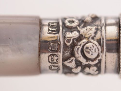 Lovely Victorian Mother of Pearl Handled Grape Scissors Sheffield 1896