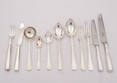 Fabulous Art Deco 94 Piece Silver Plated Canteen Circa 1930