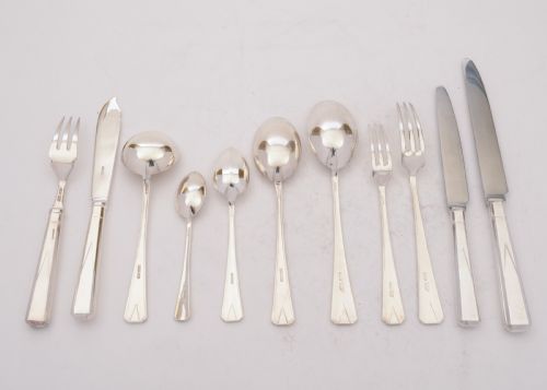 Fabulous Art Deco 94 Piece Silver Plated Canteen Circa 1930