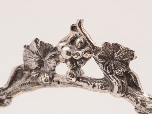 Pretty Victorian silver plated serving basket. circa 1860