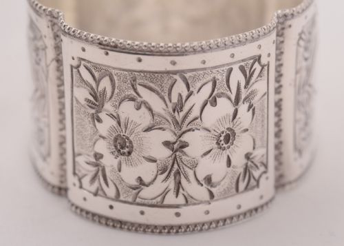 Elegant set of six Edwardian silver plated napkin rings - circa 1905
