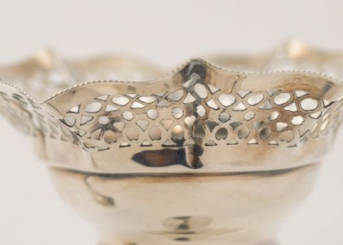 Lovely Pair of Edwardian Silver Vases - Sheffield 1906