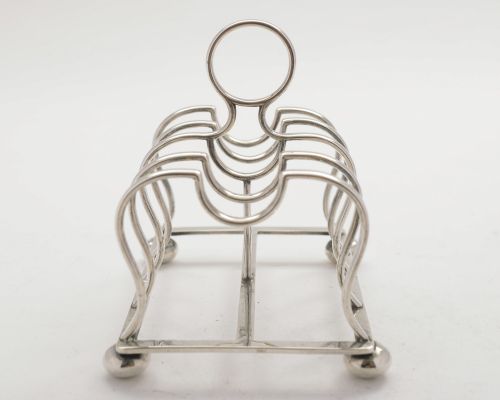 Nice Silver Toast Rack - London 1915