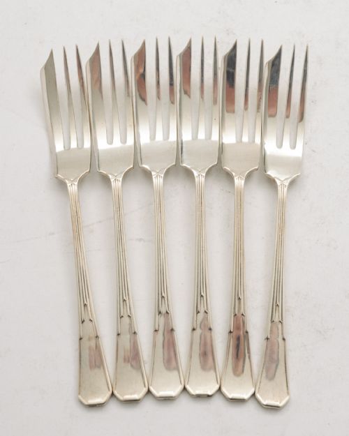 Nice Cased Set of 6 Silver Cake Forks - Sheffield 1958